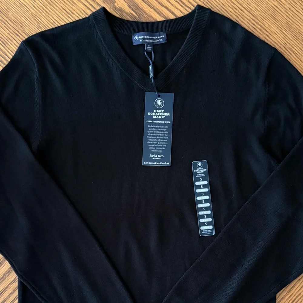 Hart Schaffner Marx Merino Wool V-Neck Sweater - Black